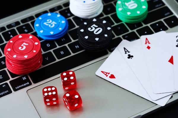 yt31 com Live Baccarat Roulette real dealer table HD stream Myanmar